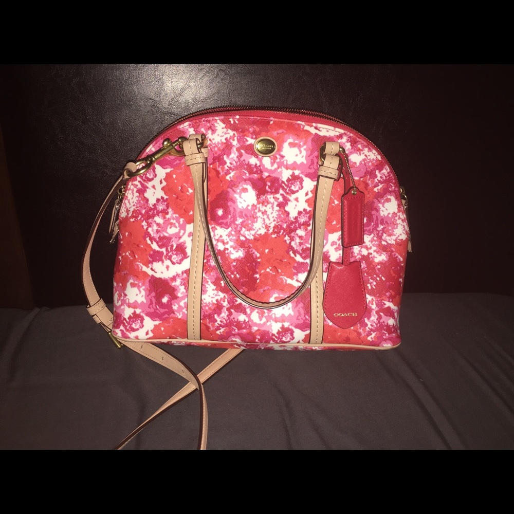 Authentic coach dome purse *NWOT*
